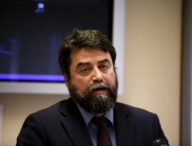 Β. Οικονόμου για Novartis: «Στημένα πολιτικά παιχνίδια - Βλέπουν την λαϊκή αντίδραση να γιγαντώνεται» (βίντεο)